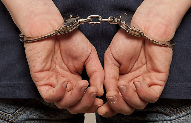 Свежие новости: На Харьковщине оперативник полиции пытал задержанного, а судмедэксперт помогал скрыть преступление