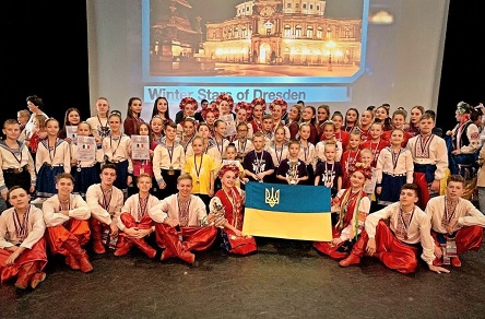 Свежие новости: ФОТО: Николаевский ансамбль “Алиски” завоевал Гран-при фестиваля во Франции