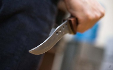 Свежие новости: На столичном вокзале мужчину пырнули ножом в лицо