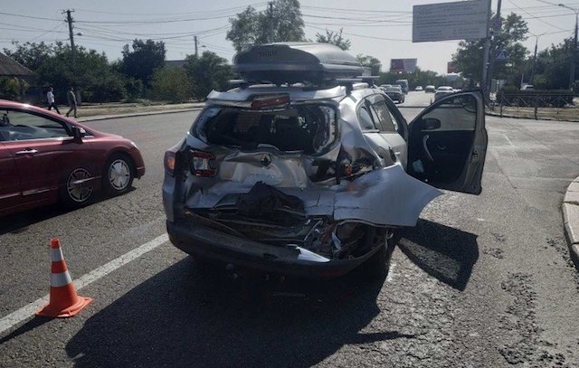 Свежие новости: В Николаеве самосвал протаранил две легковушки: двое пострадавших, огромная пробка