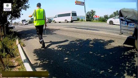 Фото новости: На Николаевщине остановили автомобиль, который почти год находится в розыске Свежие новости: На Николаевщине остановили автомобиль, который почти год находится в розыске