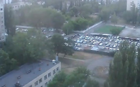 Свежие новости: Киевские патрульные спасли женщину, которая собиралась спрыгнуть с балкона