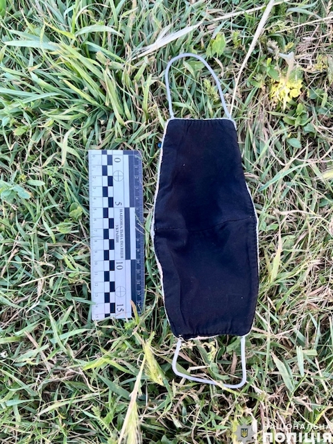 Свежие новости: У Вознесенську чоловік, погрожуючи ножем, забрав гроші з каси магазину та телефон