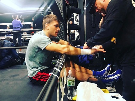 Свежие новости: «Отдых закончился»: боксер из Николаева Деревянченко начал тренировки перед боем за пояс IBF