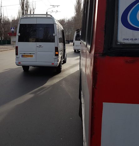 Свежие новости: В Николаеве водитель маршрутки высадил пассажиров на проезжей части