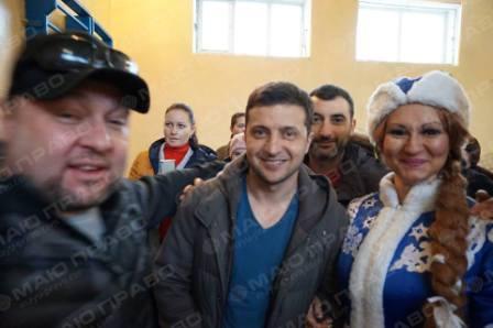 Свежие новости: «95 квартал» подарил праздник воспитанникам Очаковской школы-интерната