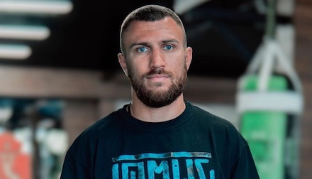 Свежие новости: Ломаченко в аэропорту Одессы заставили раздеться