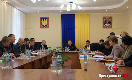 Свежие новости: «Федя за обед заплатил»: «Оппоблок» после перерыва дал голоса за внедрение электронных учебников в николаевских школах