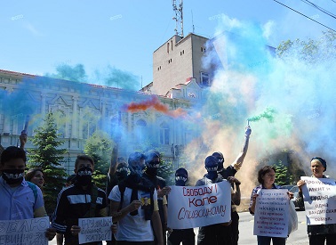 Свежие новости: ВИДЕО: «Дунас геть!» - в Николаеве под облрокуратурой прошла акция в поддержку осужденного Николая Сливоцкого