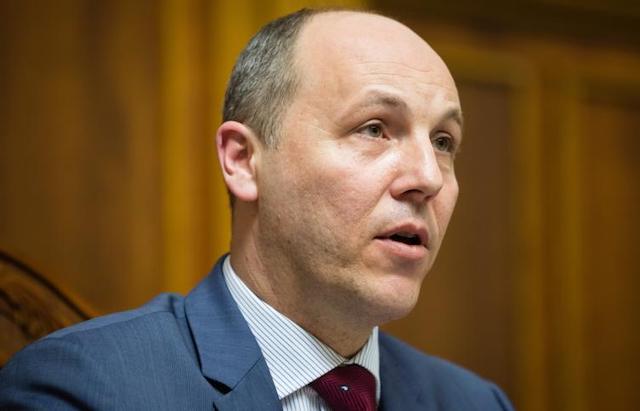 Фото новости: Петиція про надання звання Героя України Парубію зібрала 25 тисяч підписів Свежие новости: Петиція про надання звання Героя України Парубію зібрала 25 тисяч підписів