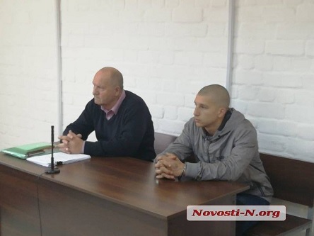 Свежие новости: В Николаеве 18-летний рецидивист, зарезавший мужчину возле мэрии, отправился в СИЗО