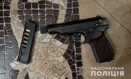 Свежие новости: На Киевщине вооруженную ОПГ застали во время нападения на дом бизнесмена – бандиты открыли стрельбу по спецназу