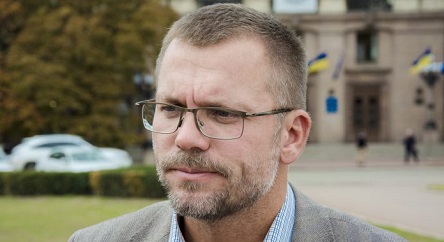 Свежие новости: Нардеп Вадатурский выступил за уменьшение количества чиновников в Николаеве: «Было 180, сегодня порядка 700»
