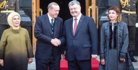 Свежие новости: ВИДЕО. Эрдоган прибыл в Киев и встретился с Порошенко