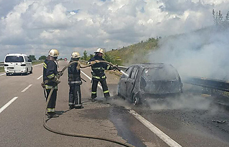 Свежие новости: На Николаевщине на трассе «Киев-Одесса» сгорел автомобиль