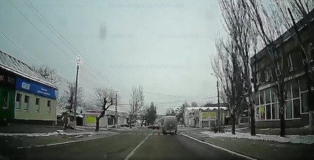 Свежие новости: В Николаеве водитель несколько раз грубо нарушил ПДД