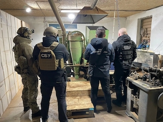 Свежие новости: На Миколаївщині «накрили» незаконний цех з виробництва цигарок