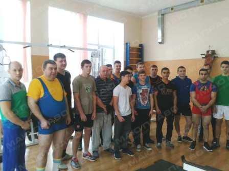 Свежие новости: Состоялся открытый чемпионат города по пауэрлифтингу