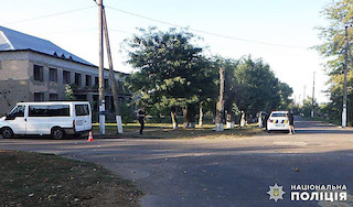 Свежие новости: На Миколаївщині фургон зіштовхнувся з мотоциклом