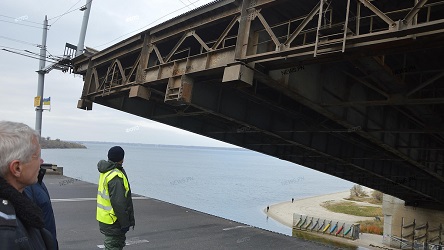 Свежие новости: В Николаеве развод мостов перенесли на пятницу