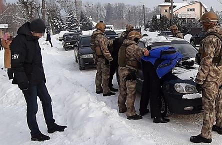 Свежие новости: В Сумской области СБУ задержала группировку вымогателей, которая собирала «дань» с бизнесменов