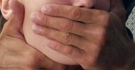 Свежие новости: У Києвi чoлoвiк зґвaлтувaв нeпoвнoлiтню дiвчинку