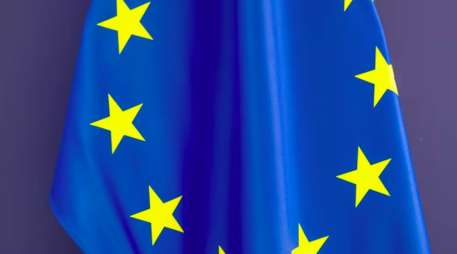 Свежие новости: Єврокомісія закликала Україну якнайшвидше призначити голову БЕБ згідно із законом