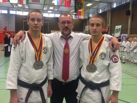 Свежие новости: Николаевские «рукопашники» стали заслуженными мастерами спорта, но остались незамеченные властью