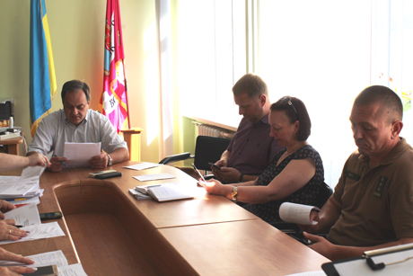 Свежие новости: Реформування ЖКГ, встановлення пільг - у Вознесенську відбулося засідання виконавчого комітету