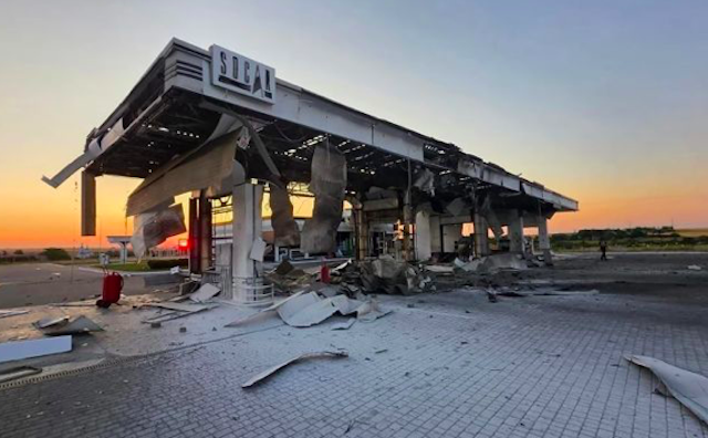 Свежие новости: РФ ударила по заправці SOCAR на Миколаївщині, Азербайджан вимагає пояснень
