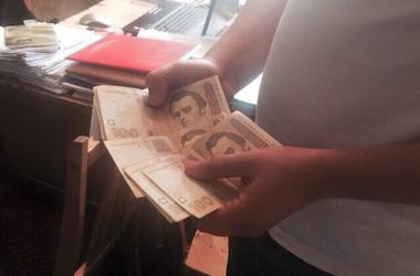 Свежие новости: Следователя киевской полиции поймали на взятке