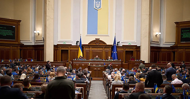 Свежие новости: У Верховній Раді підтримали законопроєкт про закріплення англійської мови в Україні