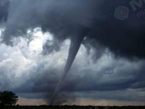 Свежие новости: ВИДЕО мощного торнадо в США