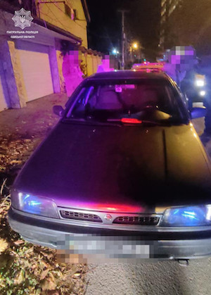 Свежие новости: В Одессе задержали авто с кастетом и наркотиками