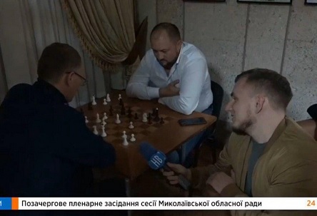 Свежие новости: В Николаевском облсовете уже 10 часов пытаются найти голоса для принятия бюджета