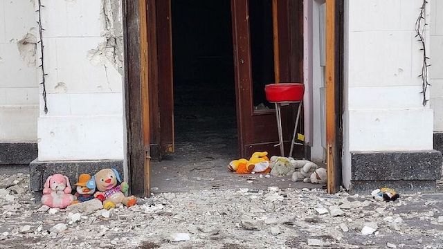 Фото новости: ВОЗ опасается вспышки холеры в Мариуполе, где смешиваются водопровод и канализация Свежие новости: ВОЗ опасается вспышки холеры в Мариуполе, где смешиваются водопровод и канализация