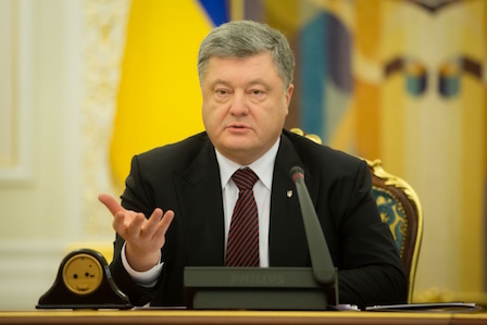 Фото новости: Стала известна дата штурма резиденции Порошенко - у власти на реакцию остались считанные месяцы Свежие новости: Стала известна дата штурма резиденции Порошенко - у власти на реакцию остались считанные месяцы