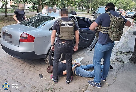 Фото новости: В Одессе задержали группировку «вора в законе» по прозвищу «Лоту Гули», которая выбивала деньги у бизнесменов Свежие новости: В Одессе задержали группировку «вора в законе» по прозвищу «Лоту Гули», которая выбивала деньги у бизнесменов