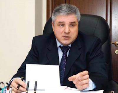 Свежие новости: Экс-глава налоговой милиции Киева за день купил в банке 92 килограмма золота