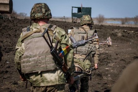 Свежие новости: На  Донбассе погиб украинский  военный
