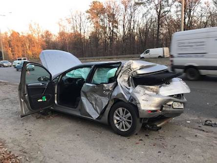 Свежие новости: Лещенко опубликовал видео ДТП с его автомобилем