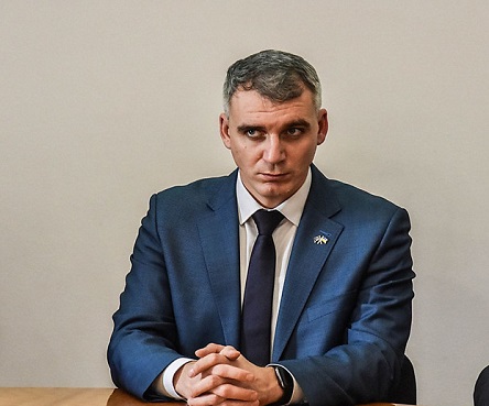 Свежие новости: ВИДЕО: Спорткомплекс «Зоря» и спортгородок в парке Победы все еще не перешли в собственность Николаева