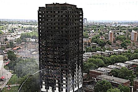 Свежие новости: Пожар в Лондоне: В огне сгорели 79 человек