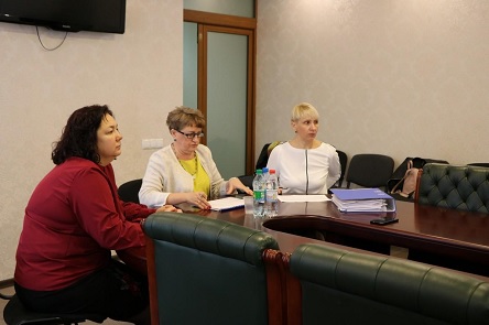 Свежие новости: У Стадника так и не выполнили поручение Зеленского по поводу школьного автобуса в Капустино