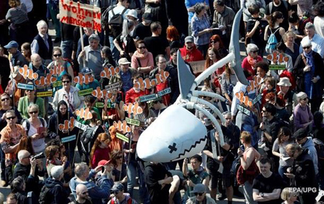 Свежие новости: В ФРГ массовые протесты из-за дорогой квартплаты