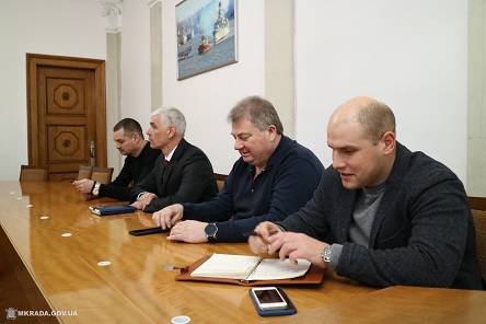 Свежие новости: В мэрии провели оперативное заседание штаба по борьбе с последствиями непогоды