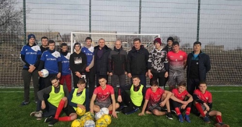 Свежие новости: В Новоодесском районе сыграны первые матчи на новой мини-футбольной площадке