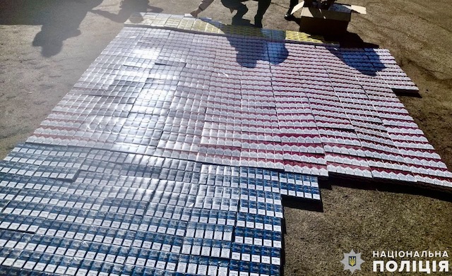 Свежие новости: У Вознесенську поліцейські вилучили з незаконного обігу 4,8 тисяч пачок тютюнових виробів без марок акцизного податку