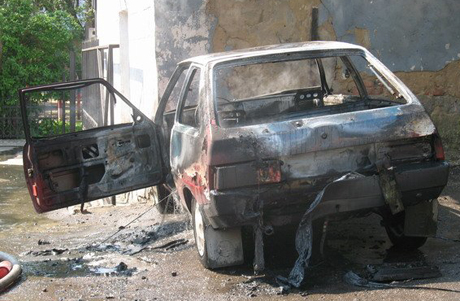 Свежие новости: В Первомайске горел автомобиль из-за неисправной электропроводки