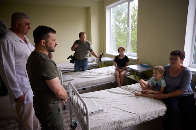 Свежие новости: МОЗ передав Миколаївщині більше 400 флаконів ліків для онкохворих дітей